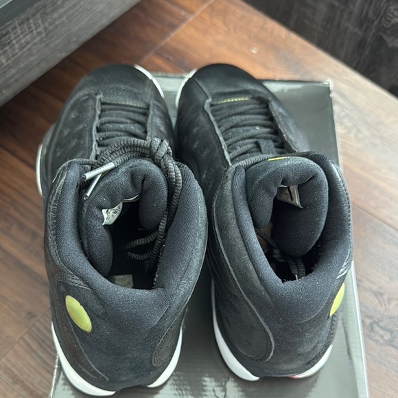 Air Jordan Men's Pre loved Retro 13 Black Varsity Red Sneakers Playoff 2011 - Picture 5 of 12